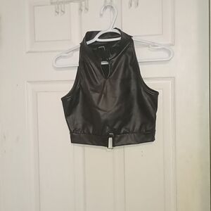Black Sleeveless Crop Top